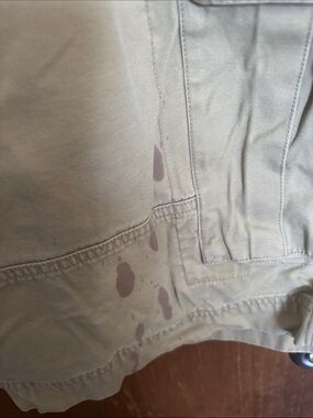 Mens Lightweight Khaki Shorts with Pale Mauve Accent